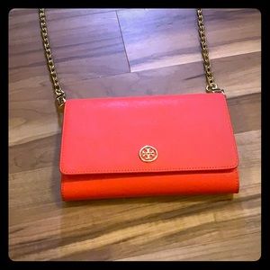Tory Burch Robinson Leather Chain Wallet